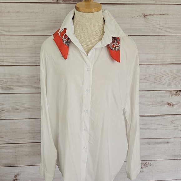 Hermès Ferronnerie Petit Carre 45 Scarf in Red and Gray - Picture 15 of 16